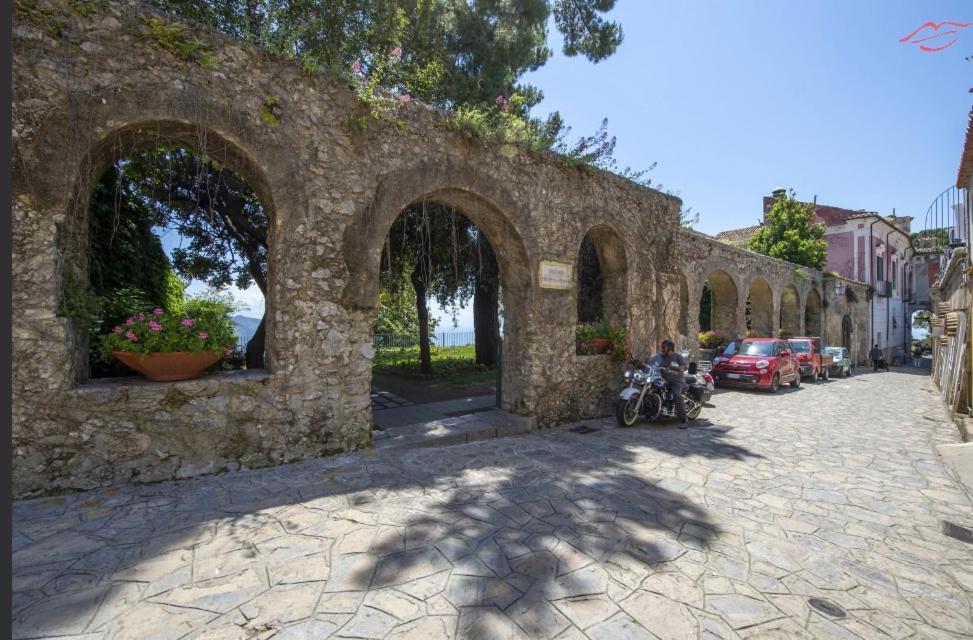 Ravello Vingius Suite エクステリア 写真