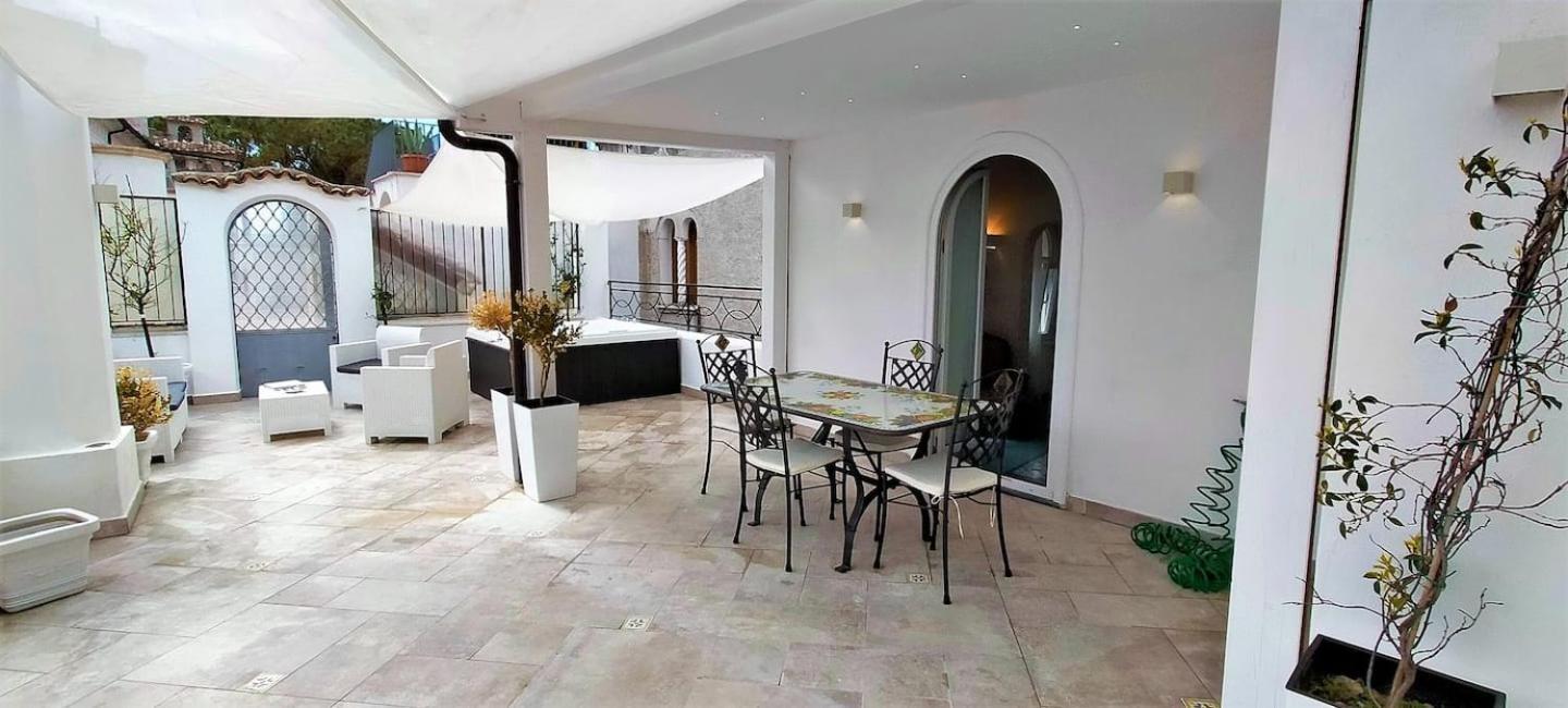 Ravello Vingius Suite エクステリア 写真